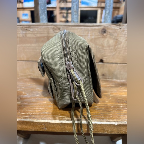 Tactical Baby Gear Baby Wipes or Hand Sanitizer Holder Pouch – MOLLE Compatible - Picture 5 of 8